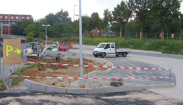 Datei:Parkplatz Edeka.jpg