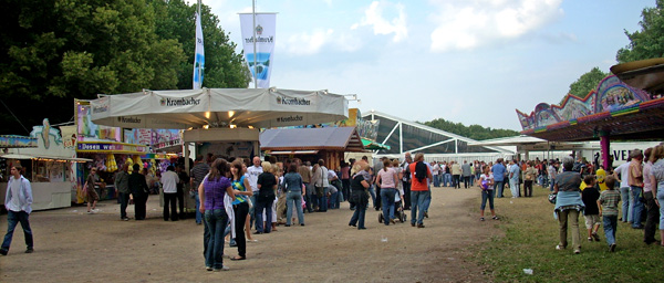 Datei:Festplatz Schuetzenfest.jpg