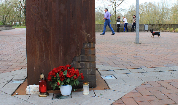 Datei:Igor Pukh zum Gedenken.jpg