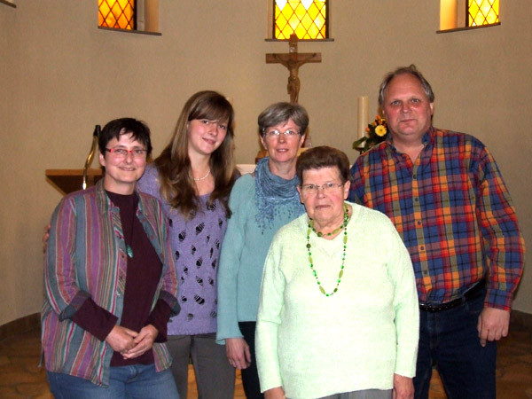 Datei:Gnadenkirche Vorstand 3.jpg