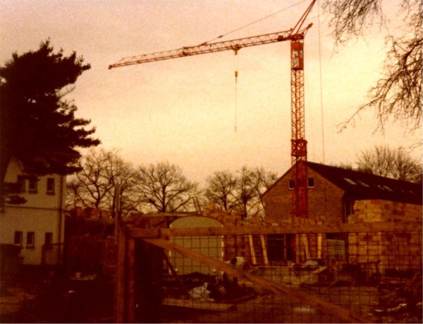 Datei:1980.01.Erweiterungsbau Westen.jpg