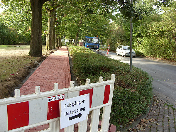 Datei:Pflasterung Barkenberger Allee.jpg