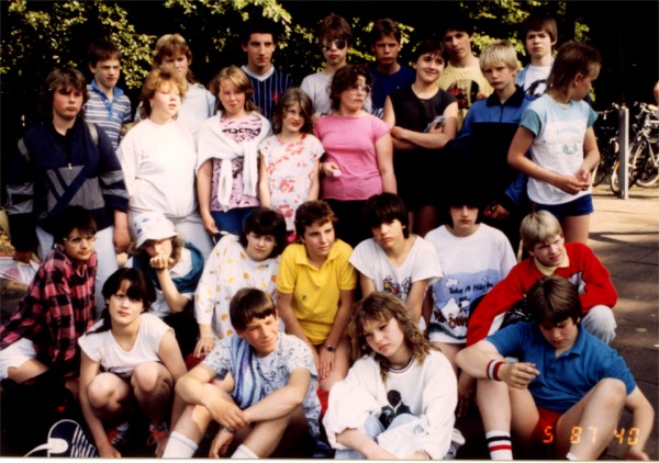 Datei:1987 Klassenfoto.jpg