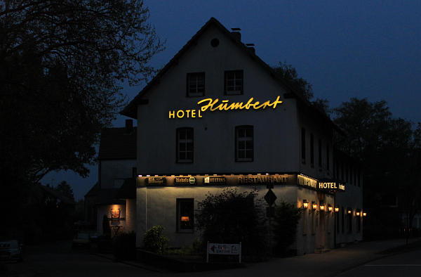 Hotel Humbert nachts.jpg