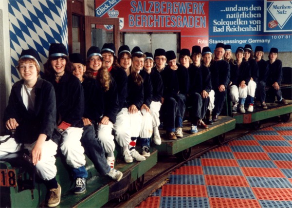 Datei:1981.07.10.Salzbergwerk Berchtesgaden.jpg