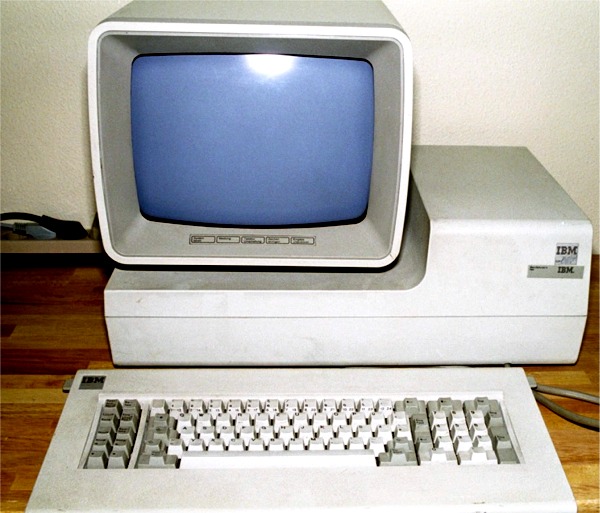 Datei:IBM-Rechner.jpg