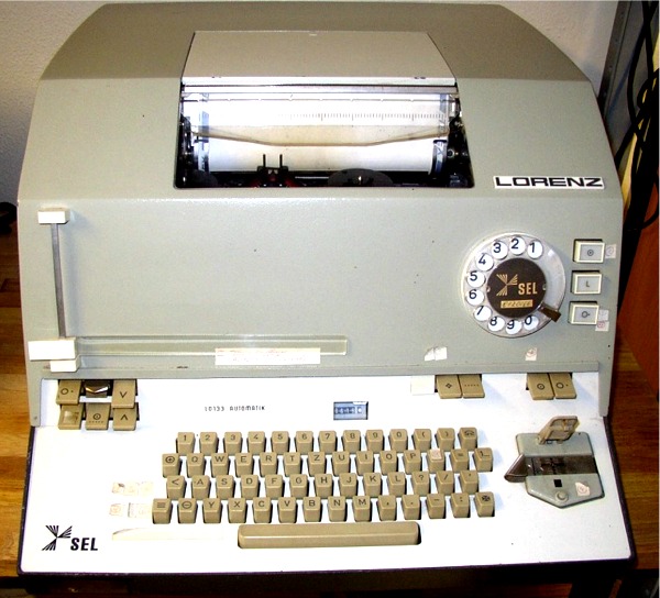 Datei:Telegrammschreiber LORENZ.jpg