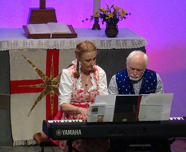 Datei:Unacorda8 kl.jpg