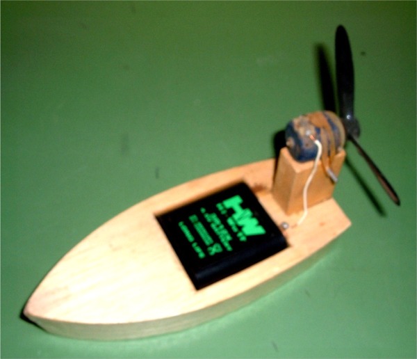 Datei:Antriebe Elektromotor Luftrschraube.jpg