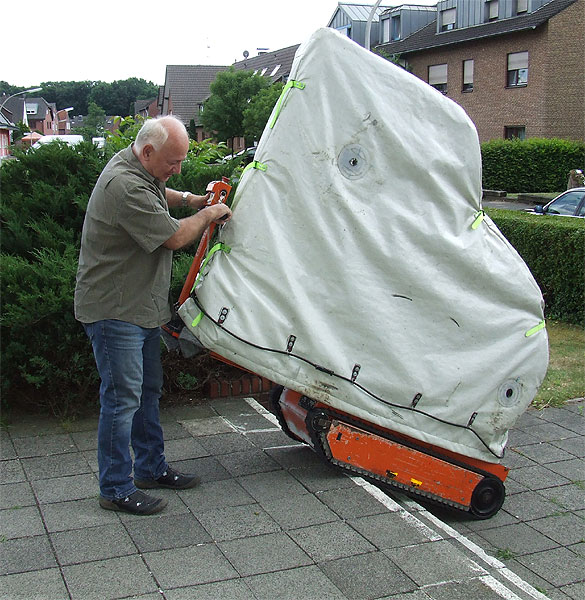Datei:Fluegeltransport.jpg