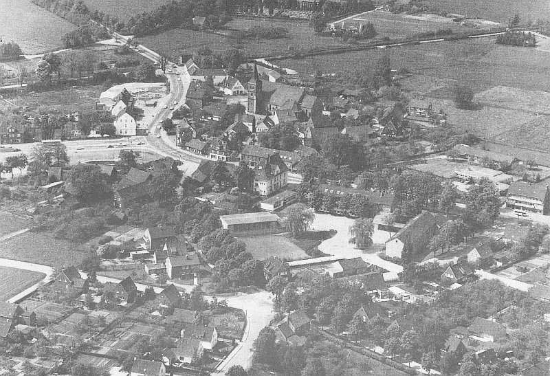 Datei:Luftbild Dorf 72.jpg