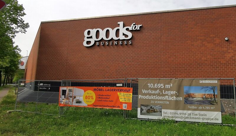 Datei:Goods for Business Ausverkauf.jpg