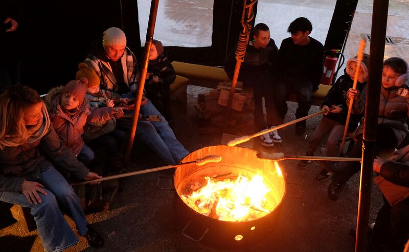 Datei:WM 25 Stockbrot.jpg