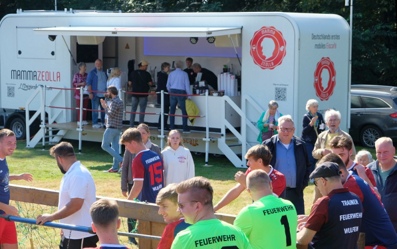 Datei:Flachsmarkt 24 Eis.jpg