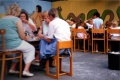 06.07.1989, Abschlussfeier, In der Mitte des Bildes Schwester Margit