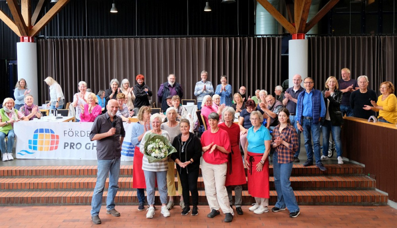 Datei:Marktcafe Verabschiedung Christa Stamm.jpg