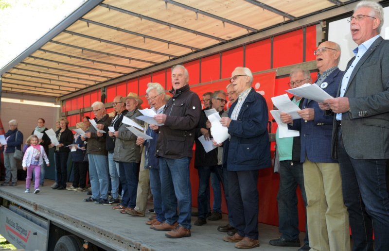 Datei:WappenbaumVerein10JhMaifeierWulfen30 04 2019 (30).jpg