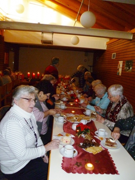 Datei:2015 Weihnachtsfeier 3.JPG