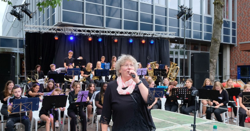 Datei:Sommernacht GSW Schulorchester.jpg