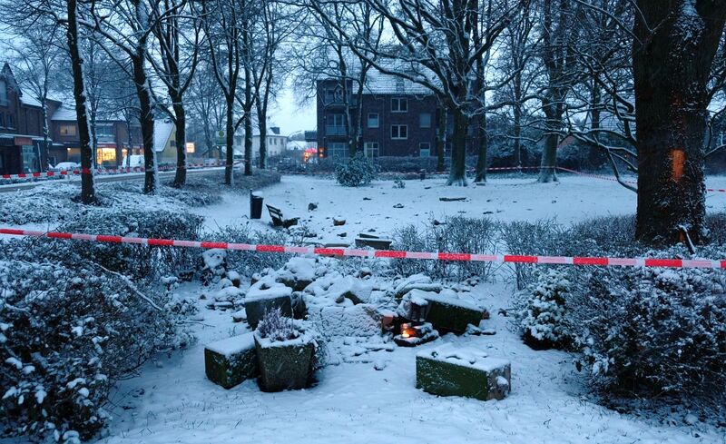 Datei:Steinkreuz Im Wauert zerstört.jpg