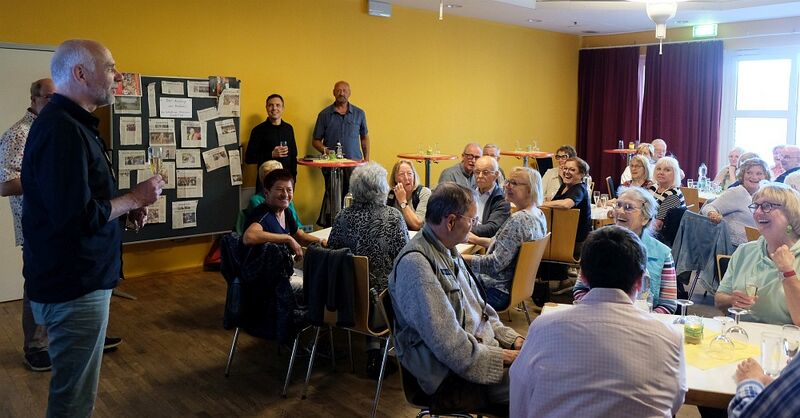 Datei:ProGHW 20 Jahre Saal.jpg