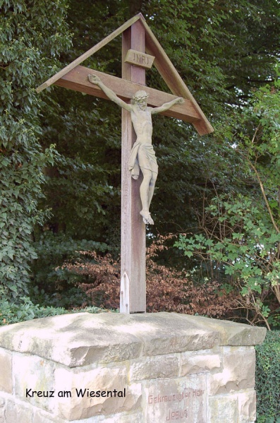 Datei:Kreuz Gaststätte Wiesental.jpg