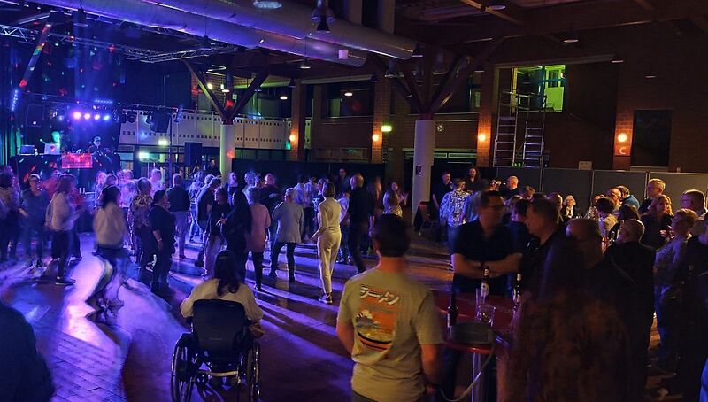 Datei:GREWER Abschlussparty Stadtjubiläum.jpg