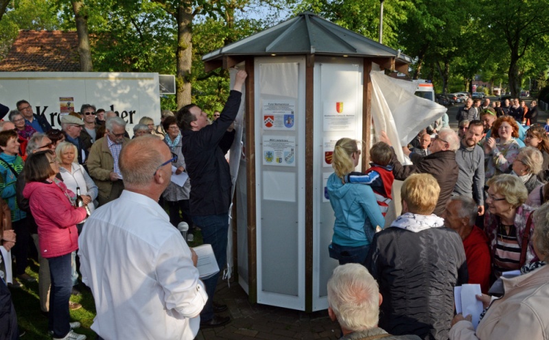 Datei:WappenbaumVerein10JhMaifeierWulfen30 04 2019 (21).jpg