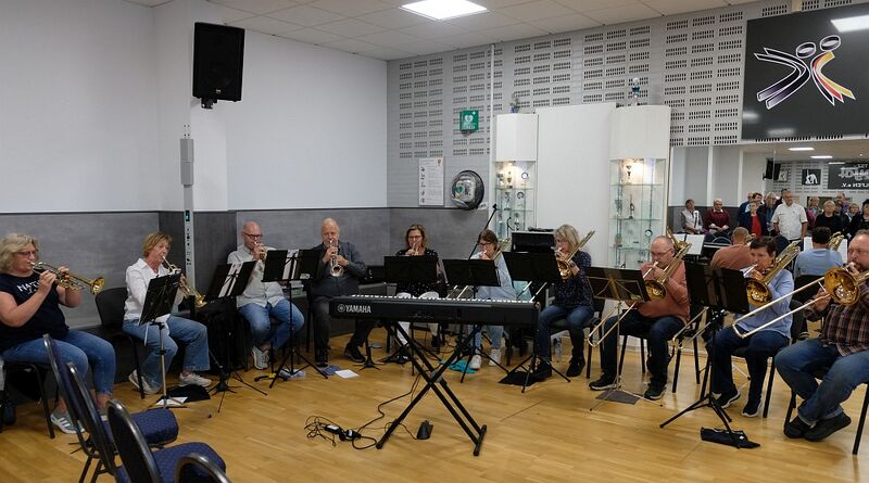 Datei:FM26 Posaunenchor.jpg