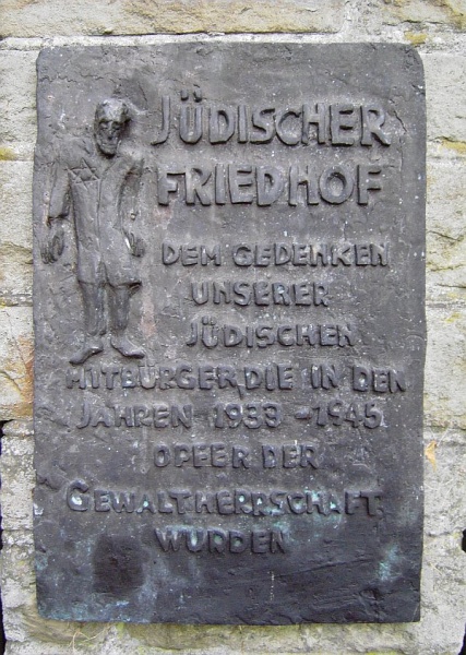 Datei:Jüdischerfriedhoftafel.jpg