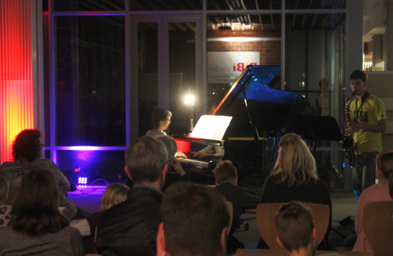 Datei:Bibi Konzert Ben.jpg